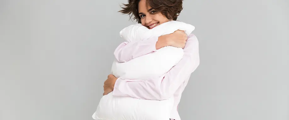 hugging-pillow-fi